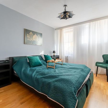 Apartament Ratuszlove - 2 Osobne Sypialnie, Z Widokiem Na Ratusz - By Spaceapart Jelenia Gora Bagian luar foto